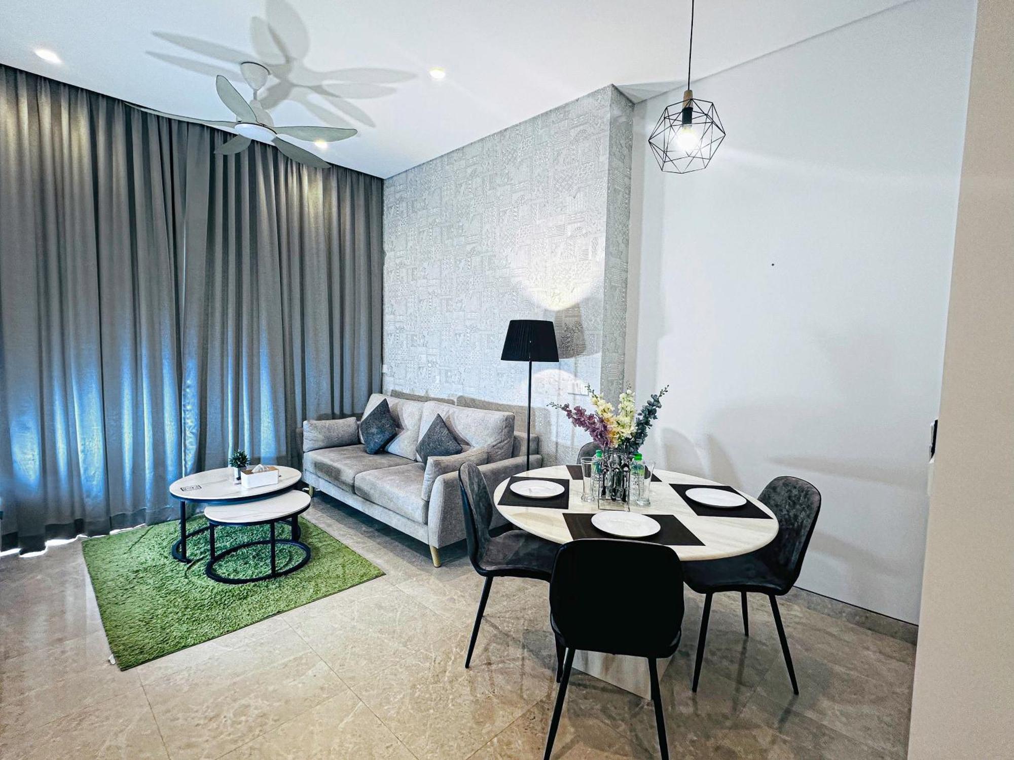 Lucentia Residence By Eas Maju Property 쿠알라룸푸르 외부 사진