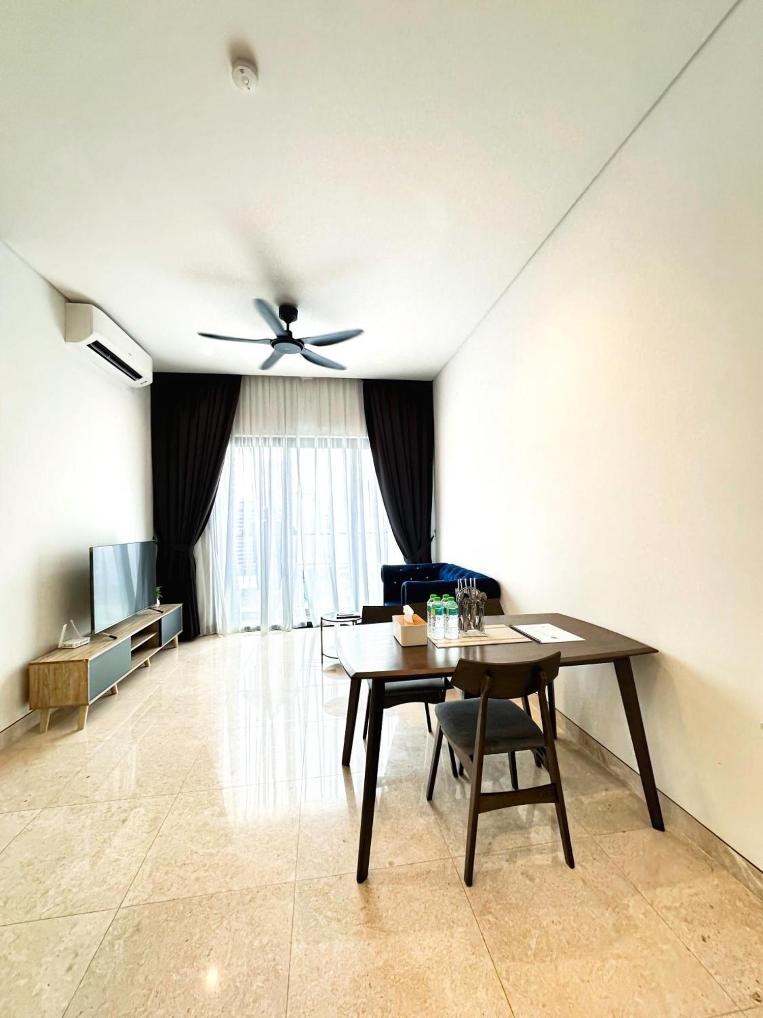 Lucentia Residence By Eas Maju Property 쿠알라룸푸르 외부 사진